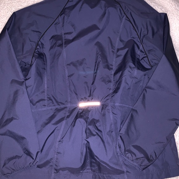 Jacket - Picture 2 of 8